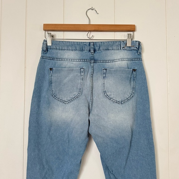 Cotélac French Braid Mom Jeans Size 1 US 8 Light Blue Wash - Picture 3 of 8